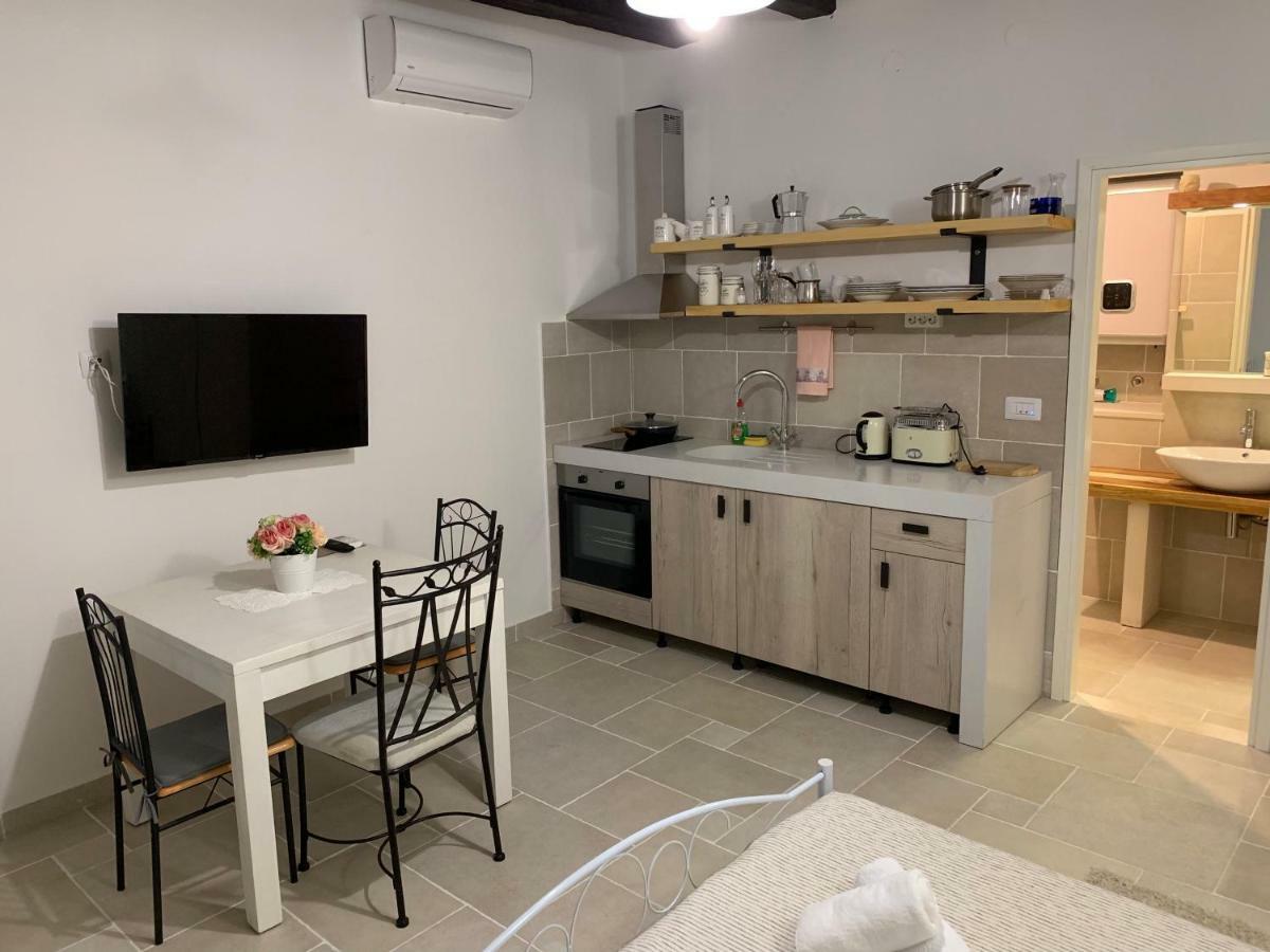 Apartments Rita ザダル エクステリア 写真